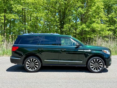 Used 2021 Lincoln Navigator Reserve AWD/4WD image 7