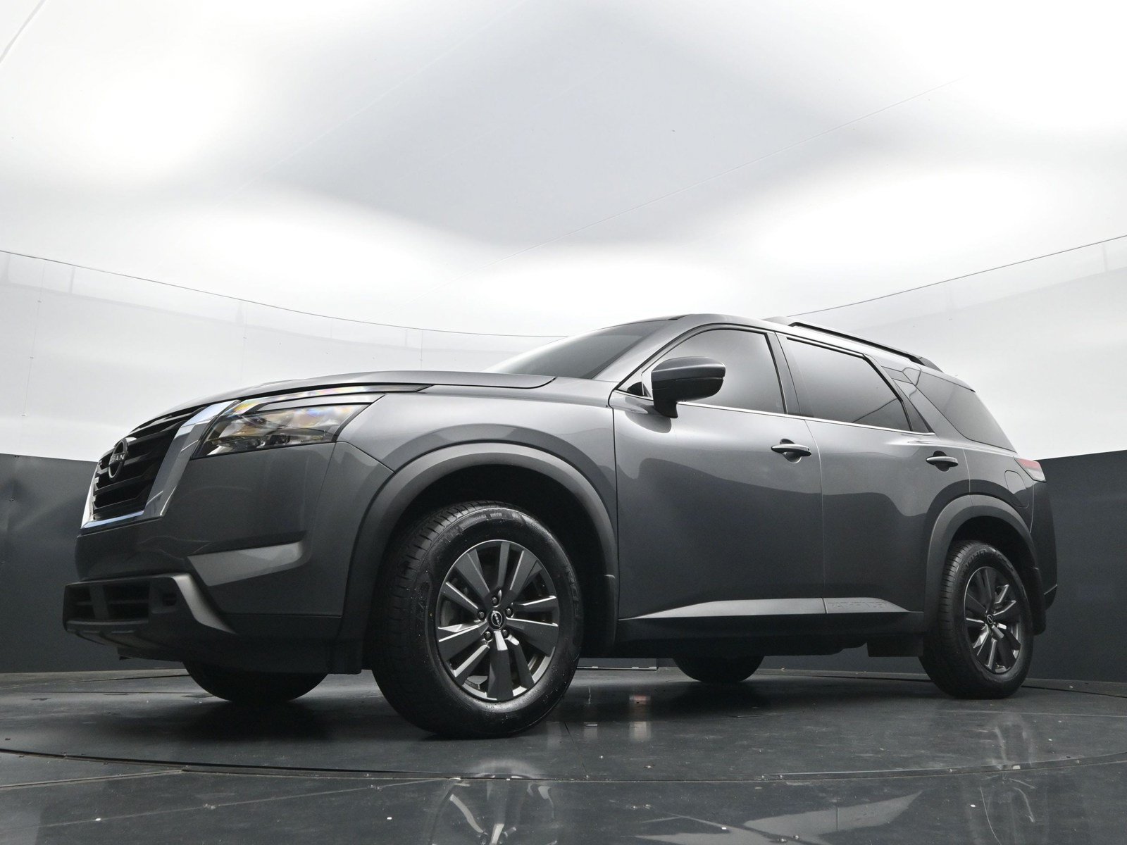 Used 2024 Nissan Pathfinder SV FWD image 49
