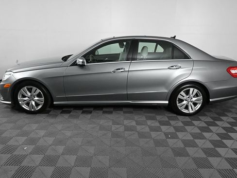 Used 2013 Mercedes-Benz E 350 Sedan image 3