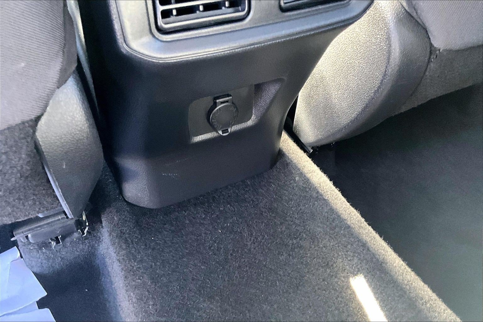 Used 2022 Toyota RAV4 LE w/ Carpet Mat Package (TMS) FWD image 37