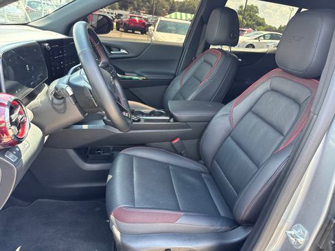 Used 2025 Chevrolet Equinox RS w/ Convenience Package III FWD image 9