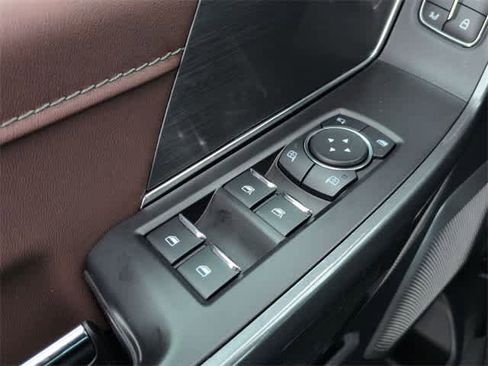 Used 2023 Ford F150 Lariat w/ Equipment Group 502A High image 41