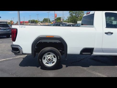 Used 2024 GMC Sierra 2500 Pro w/ 1SA Pro Safety Plus Package AWD/4WD image 9
