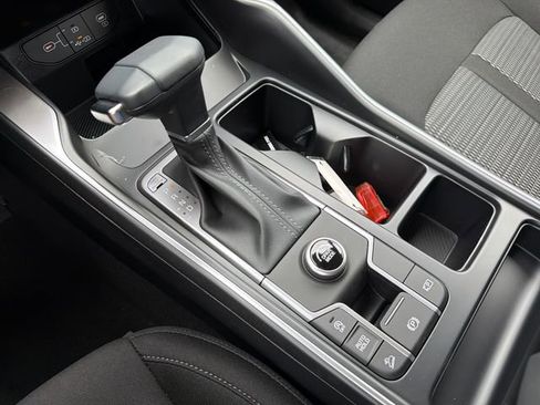 New 2026 Kia Sorento LX FWD image 15