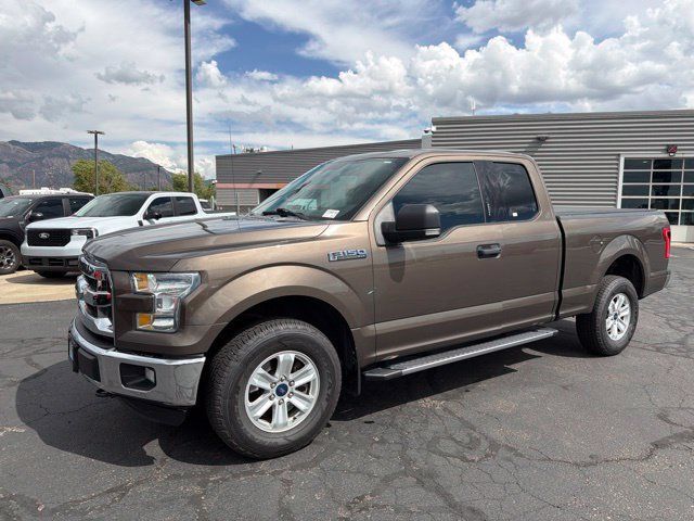 Used 2015 Ford F150 XLT w/ Equipment Group 301A Mid AWD/4WD image 13