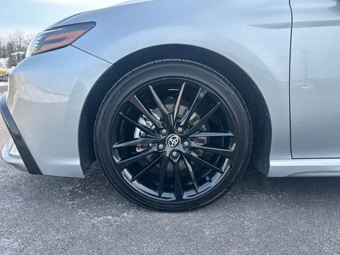 Used 2024 Toyota Camry XSE w/ Navigation Package image 12