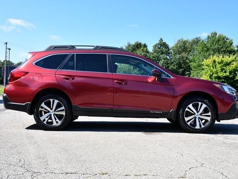 Used 2019 Subaru Outback 2.5i Limited w/ Popular Package #2 AWD/4WD image 8