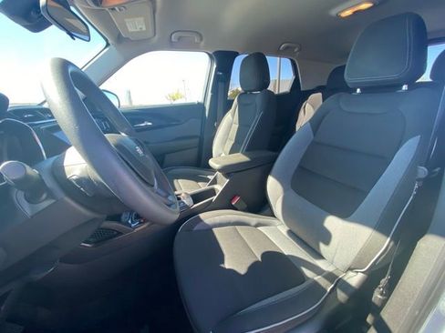 Used 2023 Chevrolet TrailBlazer LT image 9