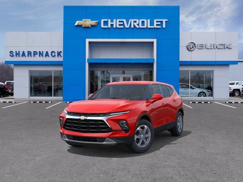 Used 2026 Chevrolet Blazer LT AWD/4WD image 9