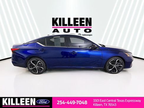 Used 2023 Nissan Altima 2.5 SR image 9