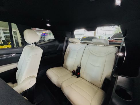 Used 2024 Cadillac XT6 Sport AWD/4WD image 31