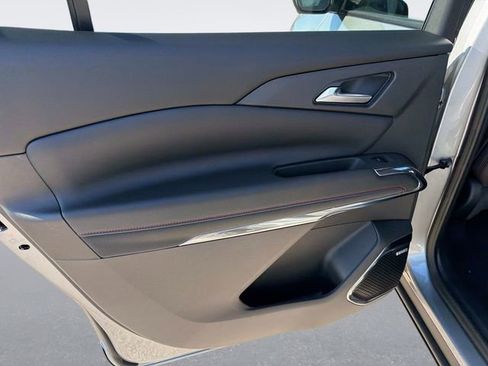 New 2026 Chevrolet Traverse Z71 w/ Enhanced Driving Package image 14