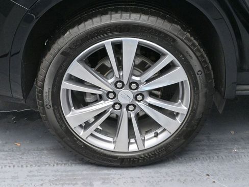 Certified 2025 Cadillac XT6 Premium Luxury image 30