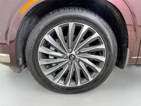 Used 2024 Hyundai Palisade Calligraphy image 31