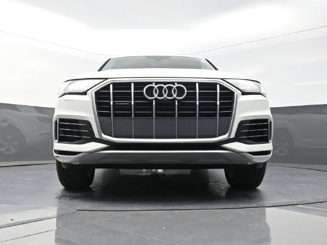 Used 2021 Audi Q7 3.0T Premium w/ Convenience Package AWD/4WD image 32