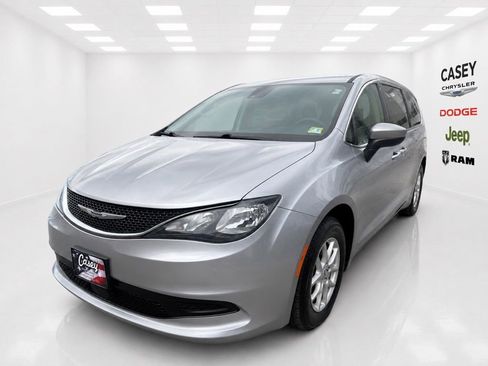 Used 2021 Chrysler Voyager LX w/ Cold Weather Group FWD image 1