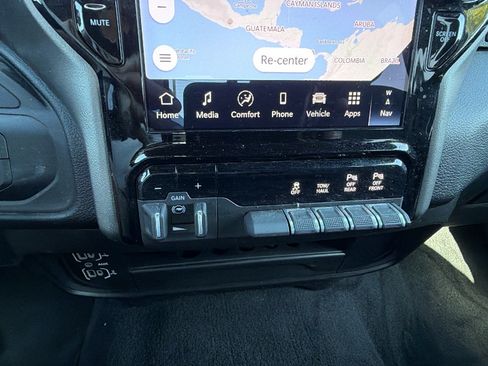 Used 2026 RAM 2500 Big Horn AWD/4WD image 33