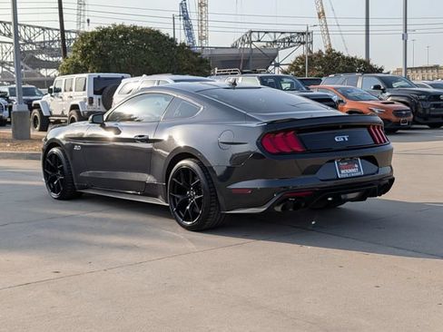 Used 2022 Ford Mustang GT Premium w/ Equipment Group 401A RWD image 7