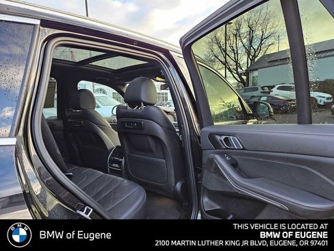 Used 2023 BMW X5 xDrive40i image 14