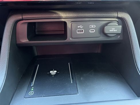 New 2025 Honda Pilot Touring image 22