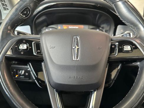 Used 2020 Lincoln Corsair FWD w/ Premium Package image 23