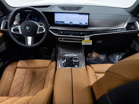 New 2026 BMW X7 xDrive40i image 23