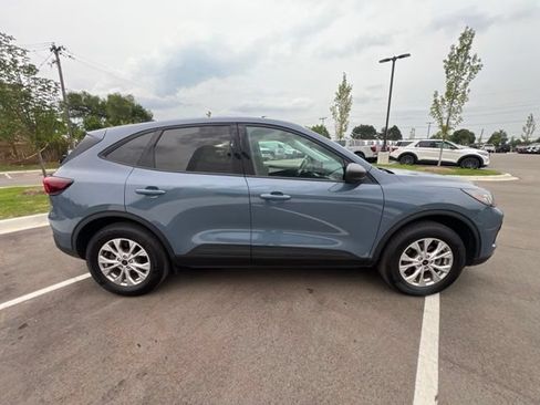 Used 2025 Ford Escape Active w/ Tech Pack #1 AWD/4WD image 4