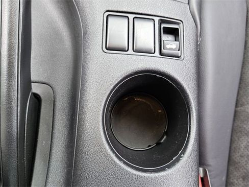 Used 2024 Nissan Z NISMO w/ Floor Mat Package image 18