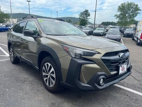 Used 2024 Subaru Outback Premium w/ Popular Package #1 AWD/4WD image 6