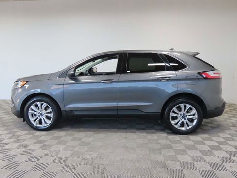 Used 2022 Ford Edge Titanium w/ Equipment Group 301A image 5