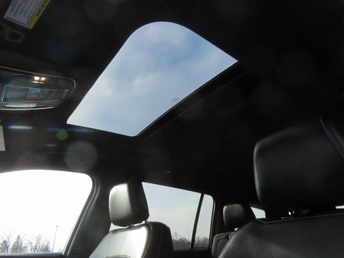 Certified 2025 Jeep Grand Cherokee L Altitude image 7