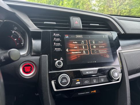 Used 2020 Honda Civic Sport image 13