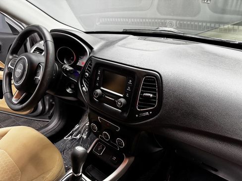 Used 2018 Jeep Compass Sport image 52