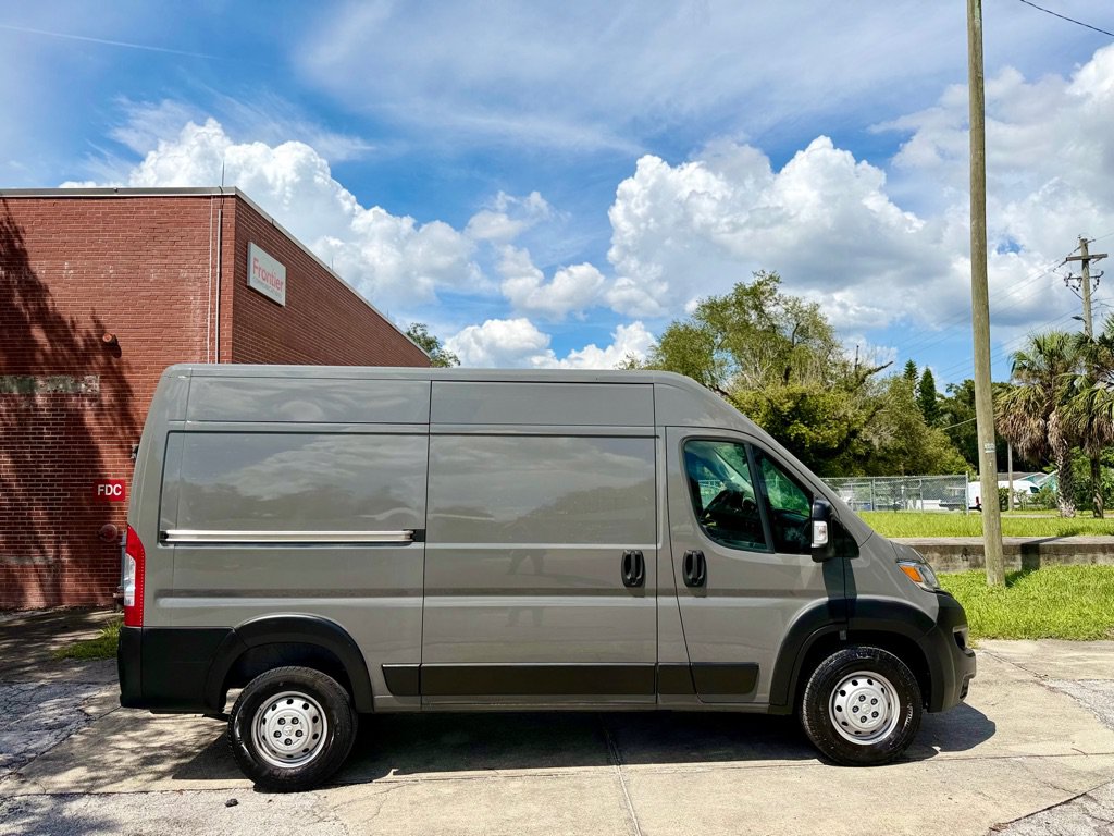 Used 2023 RAM ProMaster 1500 w/ Lane Management Group FWD image 6