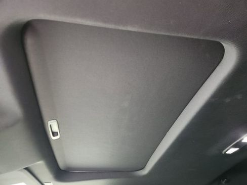 Used 2025 Chevrolet Silverado 1500 ZR2 w/ Technology Package image 22