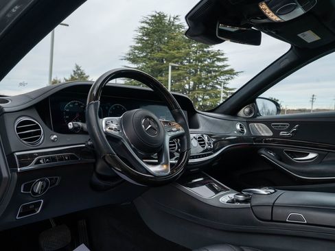 Used 2019 Mercedes-Benz S 560 4MATIC Sedan image 18