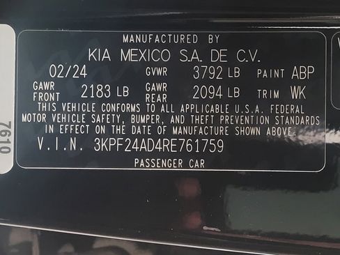 Used 2024 Kia Forte LXS FWD image 33