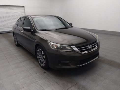 Used 2015 Honda Accord Sport image 13