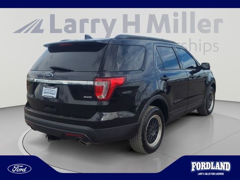 Used 2017 Ford Explorer 4WD image 5