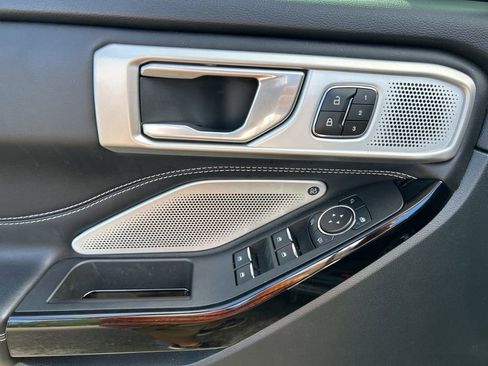 Used 2023 Ford Explorer ST w/ Equipment Group 401A image 18