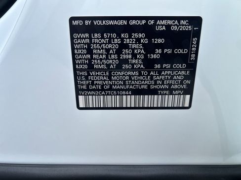 New 2026 Volkswagen Atlas SE FWD image 30