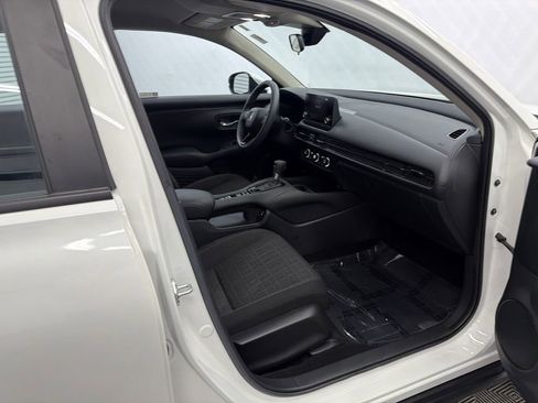 Used 2024 Honda HR-V LX image 13