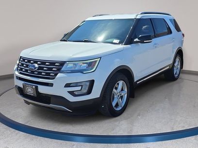 Used 2017 Ford Explorer XLT