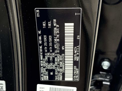 Used 2026 Toyota Grand Highlander Platinum image 37