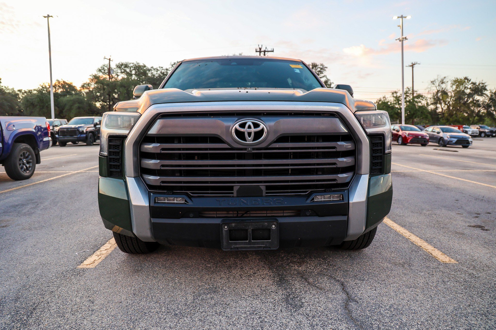 Used 2022 Toyota Tundra Limited RWD image 4