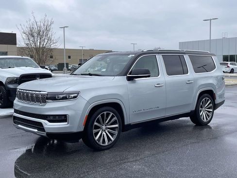 Used 2023 Jeep Grand Wagoneer L Series II image 26