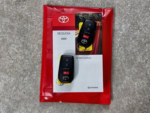 Certified 2025 Toyota Sequoia Platinum AWD/4WD image 37