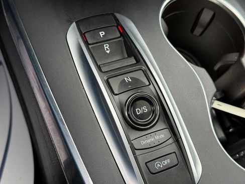 Used 2020 Acura MDX SH-AWD image 24