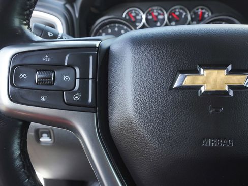 Used 2021 Chevrolet Silverado 1500 LT image 19