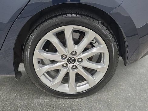 Used 2014 MAZDA MAZDA3 s Grand Touring w/ Technology Package FWD image 30